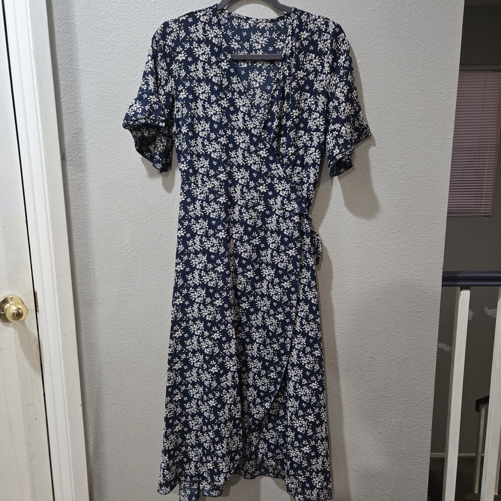 Floral Wrap Dress - Navy and White